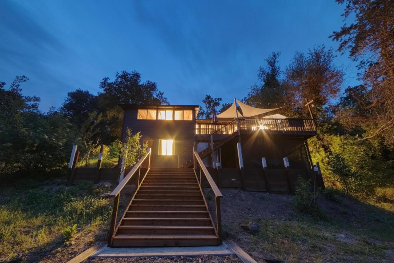 Rivers Breeze Relaxing Riverside Cabin With Private Suite Kayaks Healdsburg Exteriör bild
