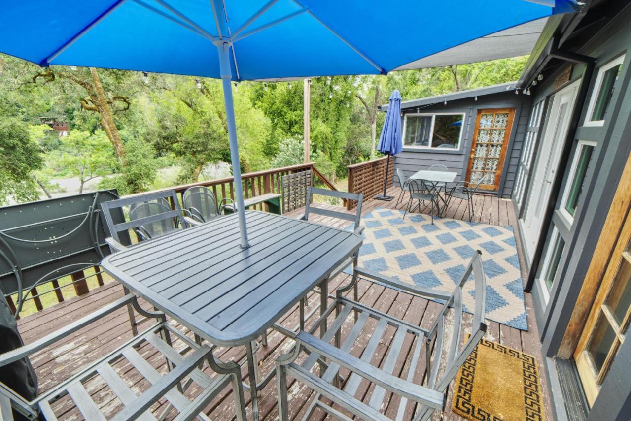 Rivers Breeze Relaxing Riverside Cabin With Private Suite Kayaks Healdsburg Exteriör bild