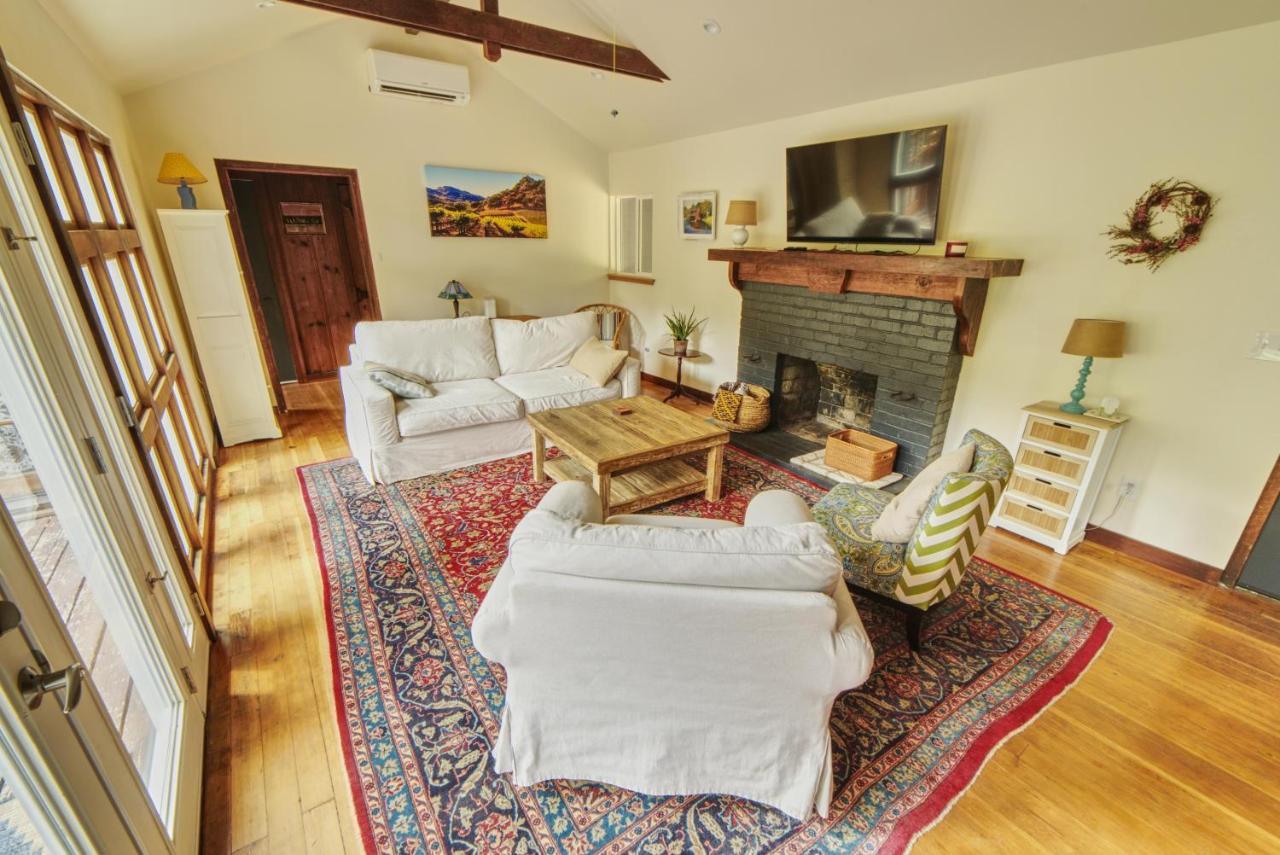 Rivers Breeze Relaxing Riverside Cabin With Private Suite Kayaks Healdsburg Exteriör bild