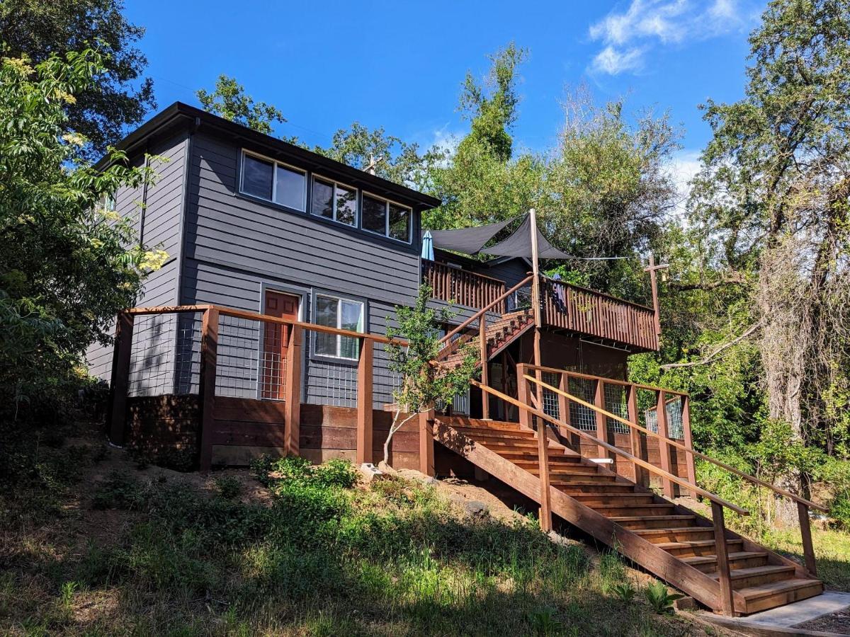 Rivers Breeze Relaxing Riverside Cabin With Private Suite Kayaks Healdsburg Exteriör bild